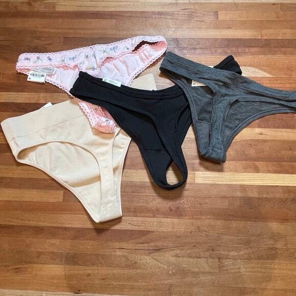 Set of 4 thong underwear panites. - Picture 4 of 5